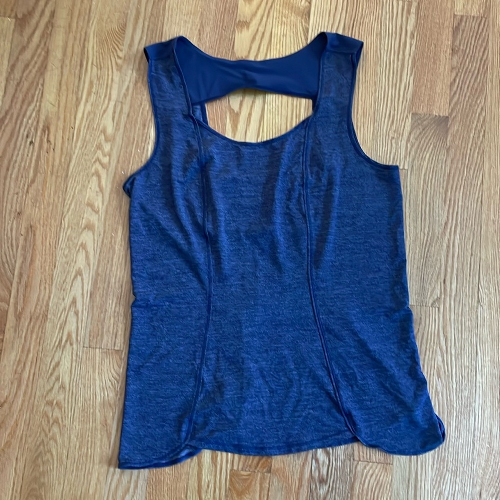 Lululemon women’s indigo tank size large